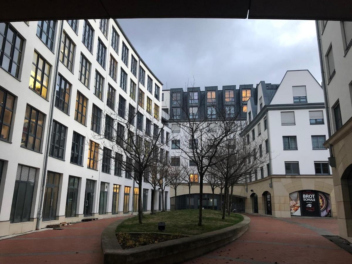 Zentrale Und Komfortable 1 Zkb Apartment Leipzig