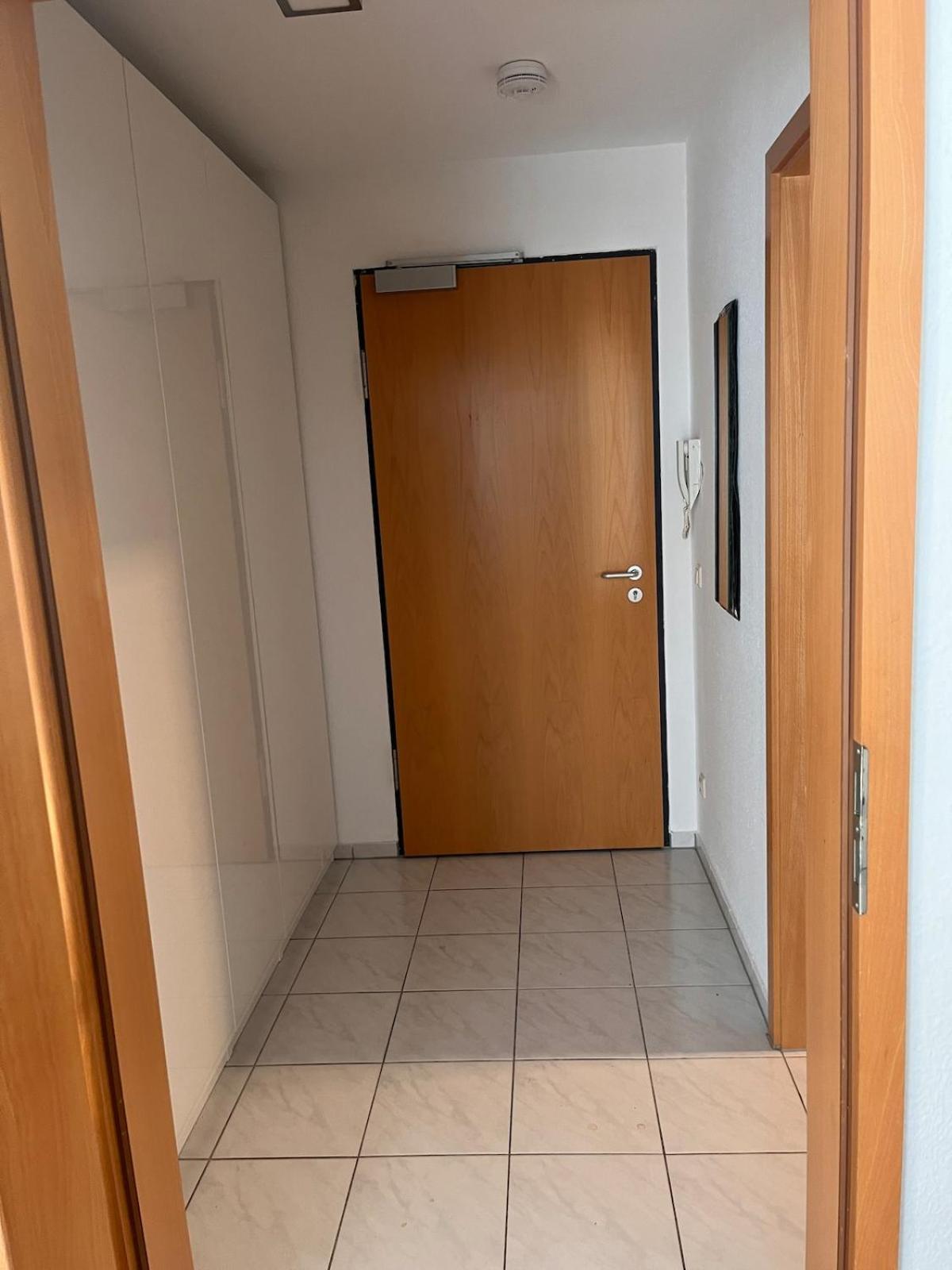 Zentrale Und Komfortable 1 Zkb Apartment Leipzig